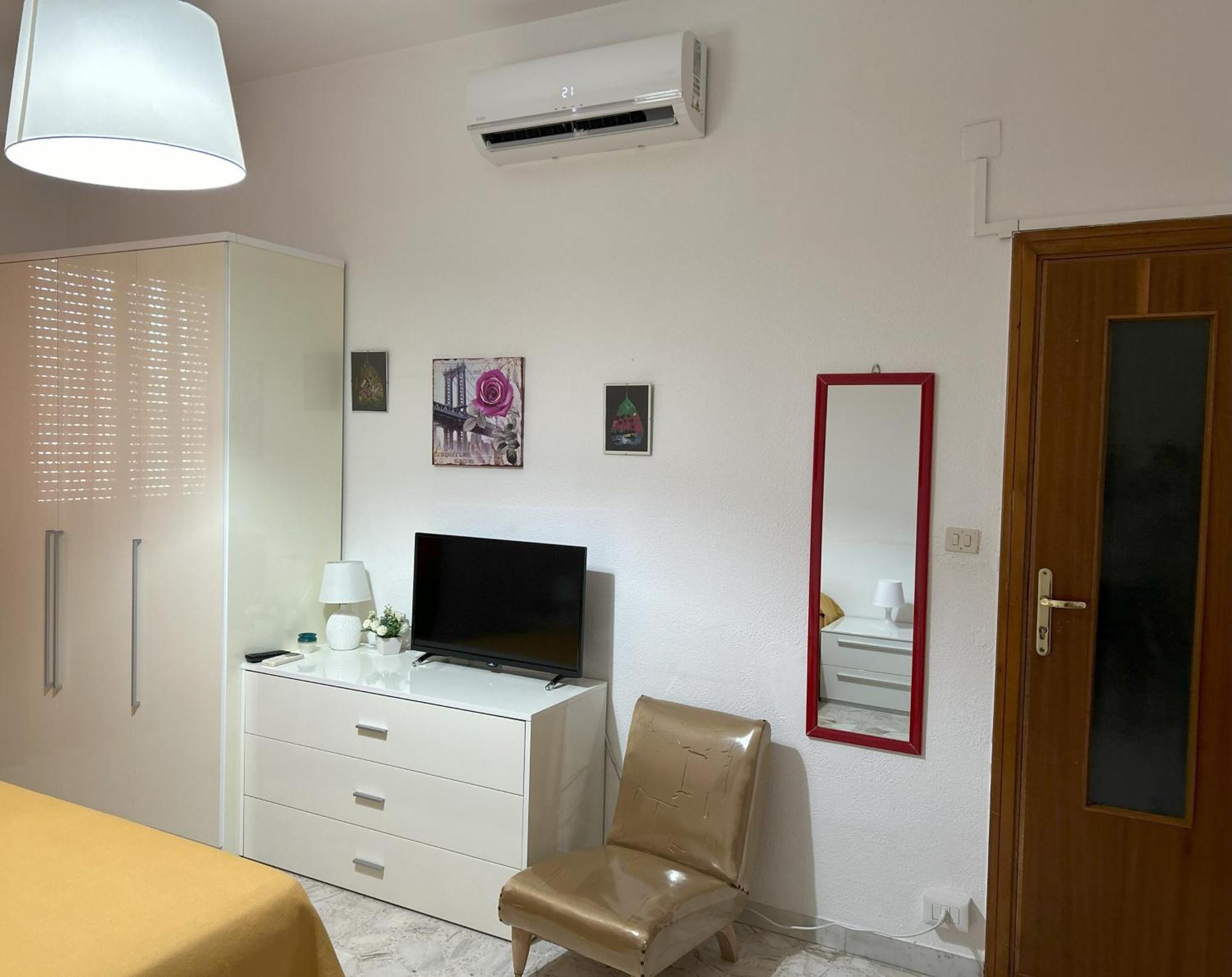 Luciana'S Home Lavello Экстерьер фото